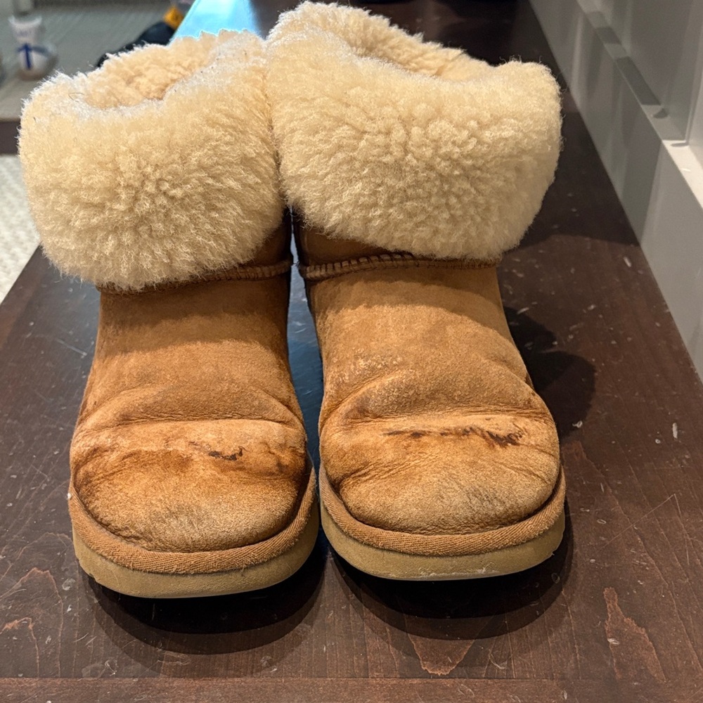 UGG Chestnut Suede Ankle Boots with Cream Shearling Cuff
